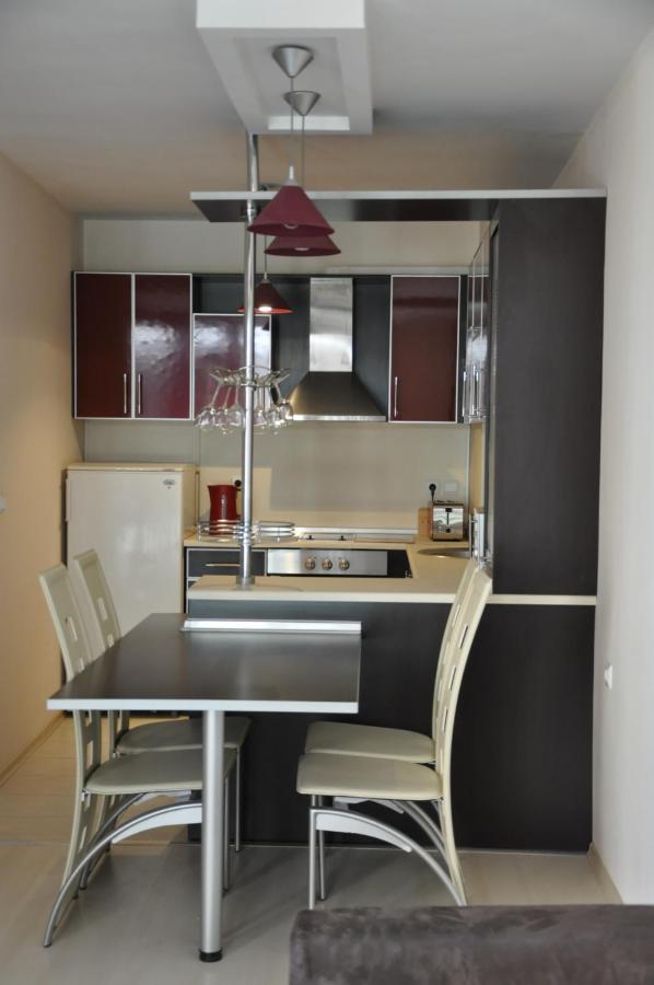 Black Sea Brееze Apartment Varna ภายนอก รูปภาพ