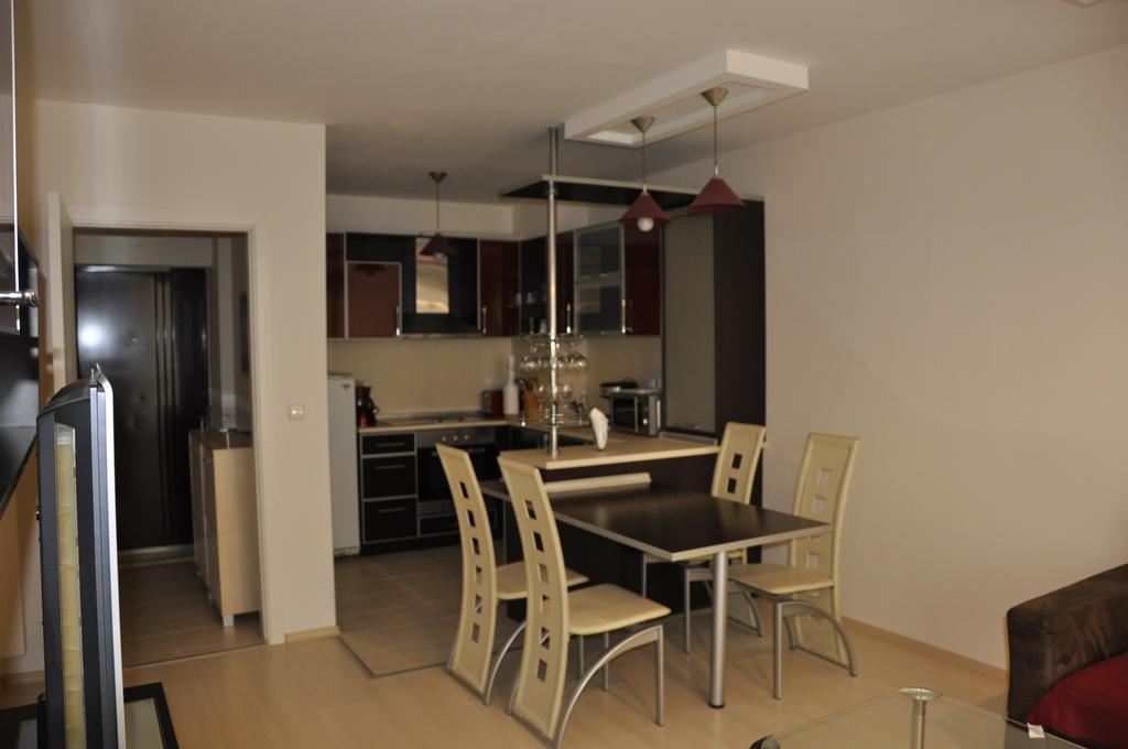 Black Sea Brееze Apartment Varna ภายนอก รูปภาพ